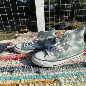 Chuck Taylor Converse